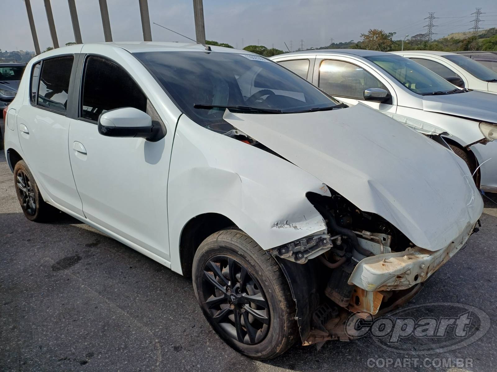 RENAULT SANDERO Expression 1.6 Hi-Power 2015