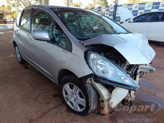 2014 HONDA FIT 
