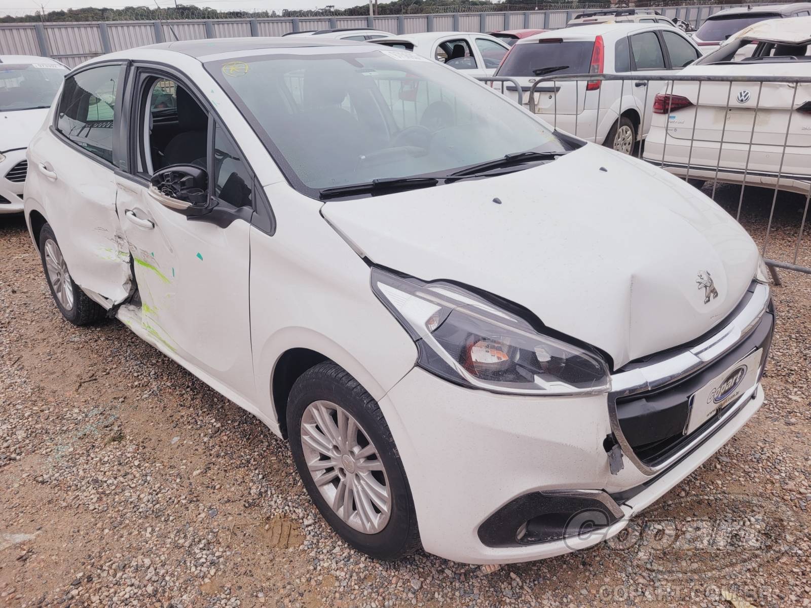 Veículo Peugeot 208 Peugeot 208 Allure 1.2 12V VTi PureTech 2017 Colisão Média Monta 2017 em leilão