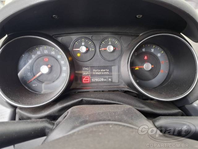 2013 FIAT PUNTO 