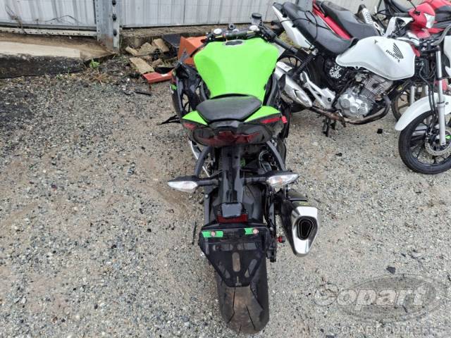 2023 KAWASAKI NINJA ZX-6R 