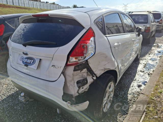 2015 FORD FIESTA 