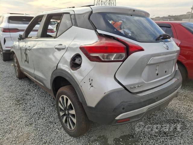 2018 NISSAN KICKS 