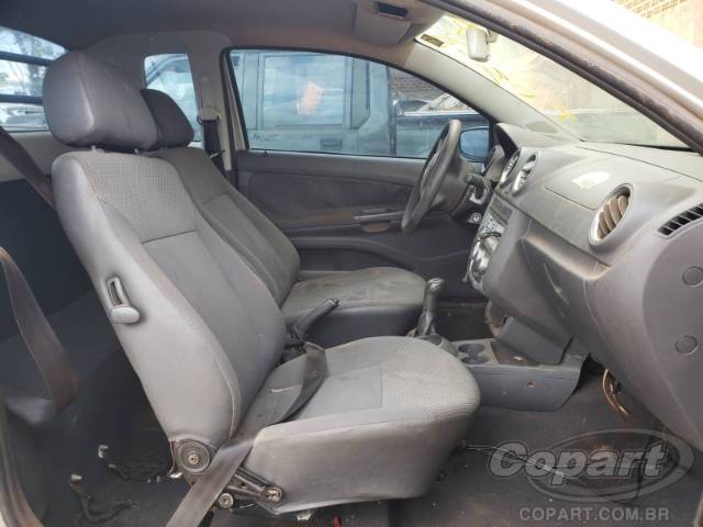 2013 VOLKSWAGEN SAVEIRO CE 