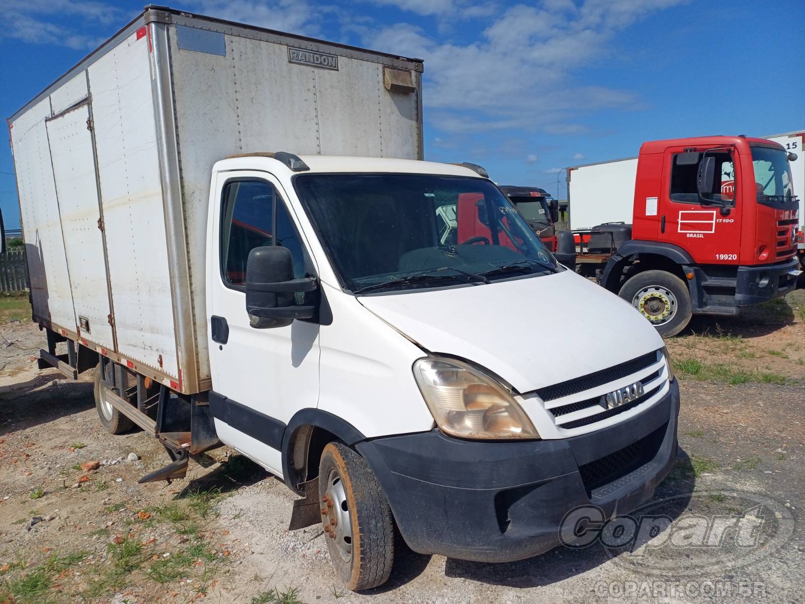 Veículo IVECO DAILY CHASSI IVECO DAILY CHASSI 2011 2011 em leilão
