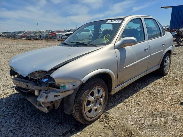 2001 CHEVROLET CORSA SEDAN 