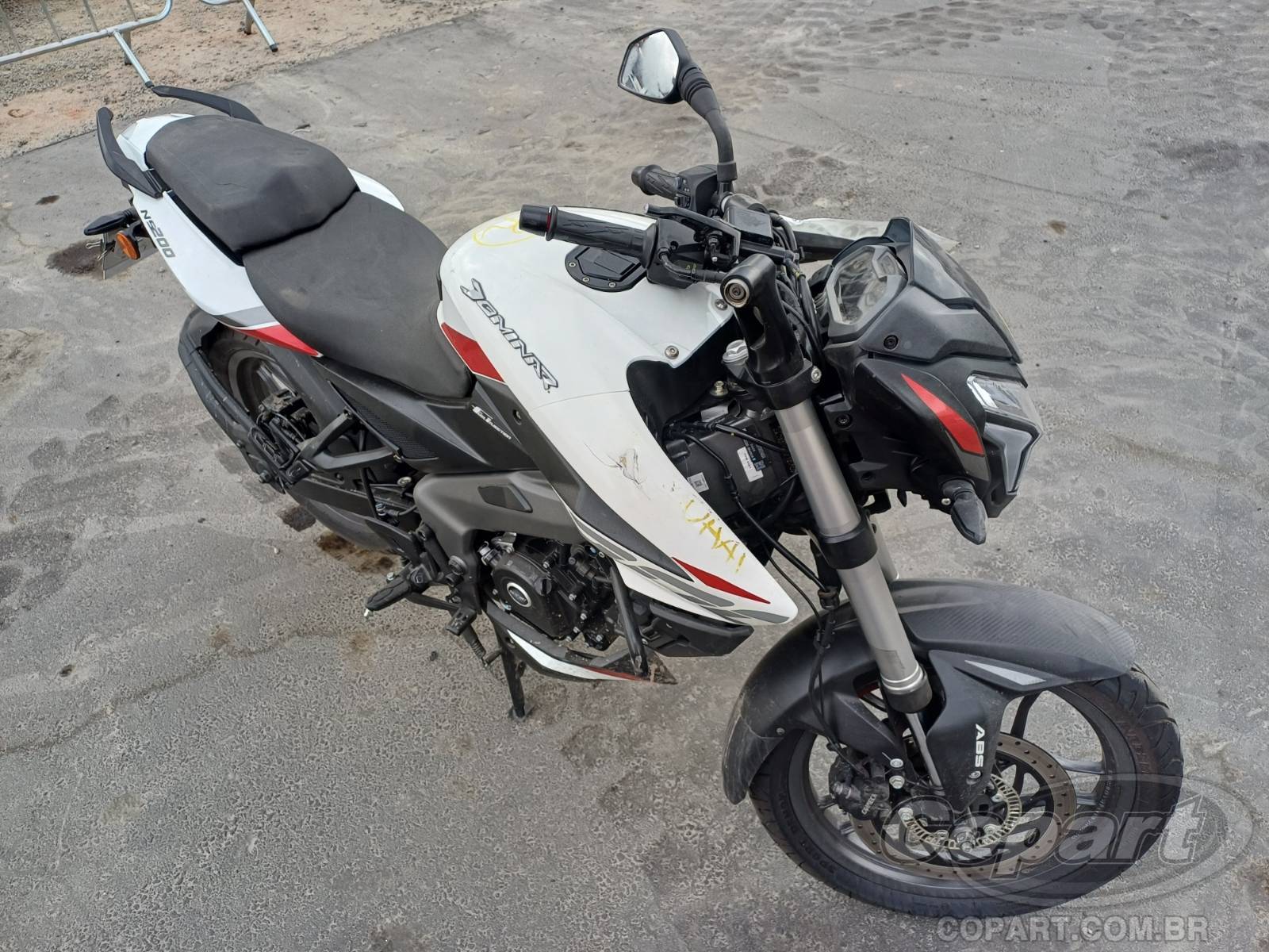 2026 BAJAJ DOMINAR