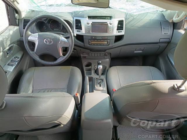 2014 TOYOTA HILUX CD 