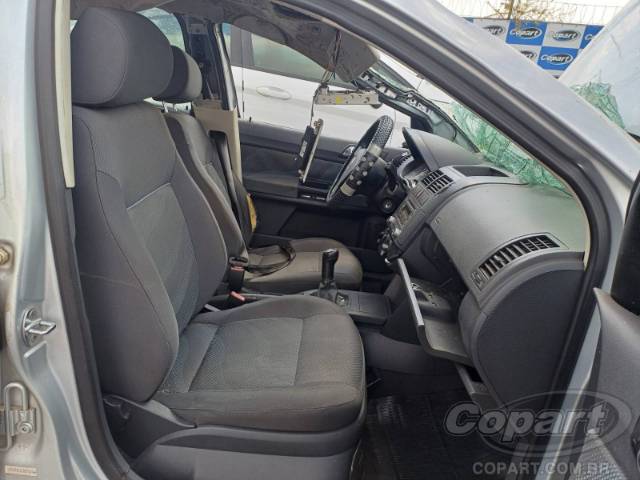 2011 VOLKSWAGEN POLO SEDAN 