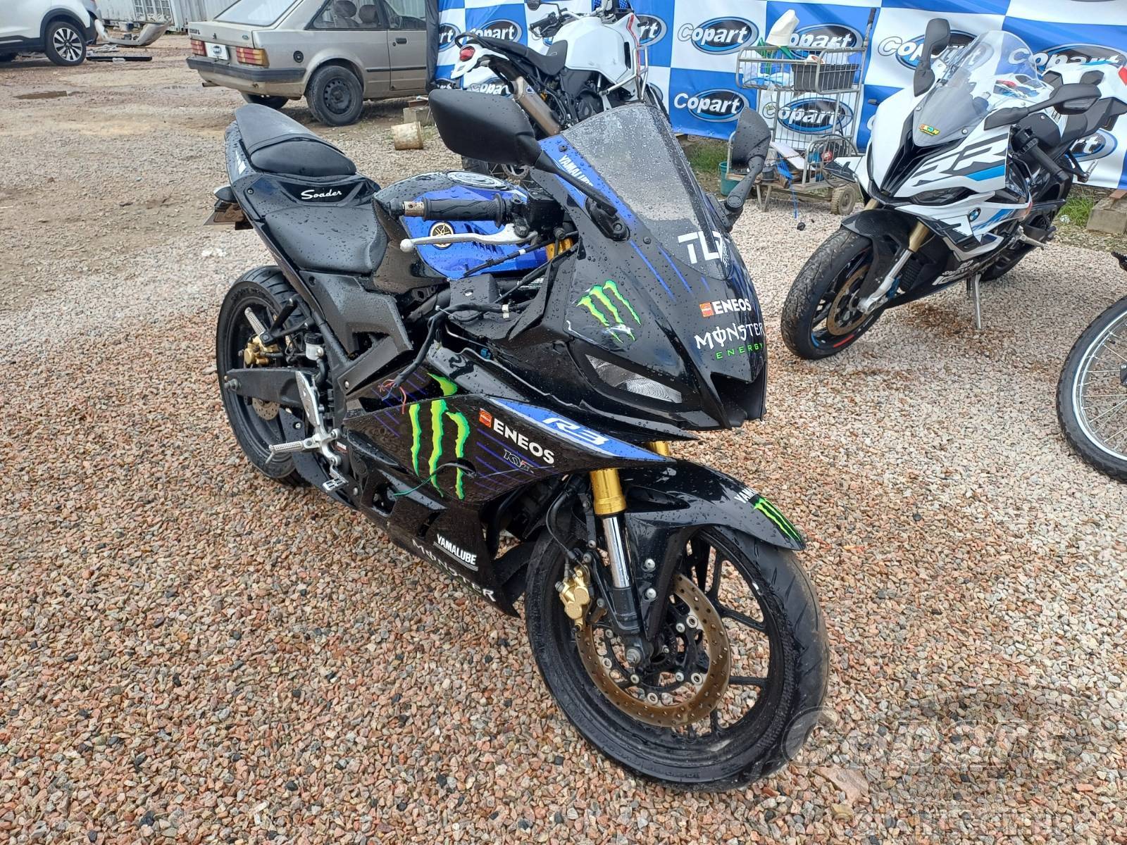 Veículo YAMAHA YZF Yamaha YZF R3 2023 Pequena Monta Colisão 2023 em leilão
