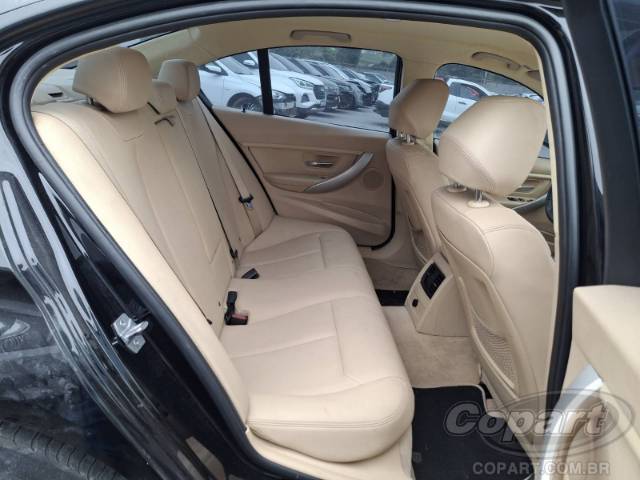 2014 BMW SERIE 3 