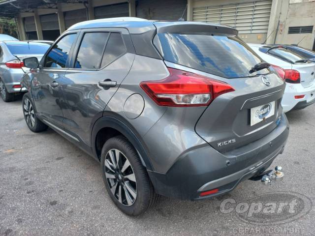2018 NISSAN KICKS 