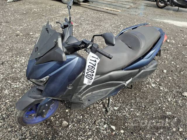 2024 YAMAHA XMAX 