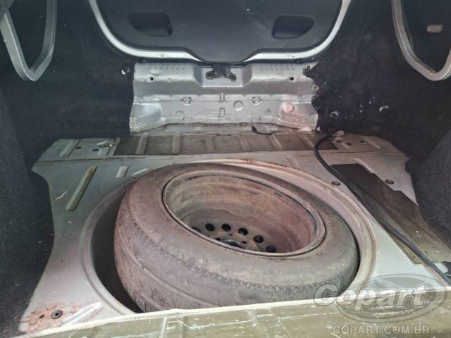 2013 VOLKSWAGEN VOYAGE 