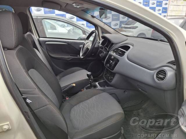 2016 FIAT PUNTO 