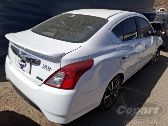 2018 NISSAN VERSA 