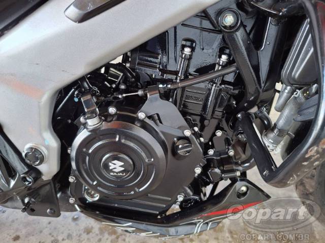 2026 BAJAJ DOMINAR 