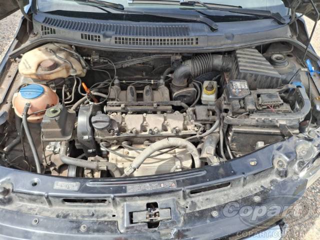 2011 VOLKSWAGEN VOYAGE 