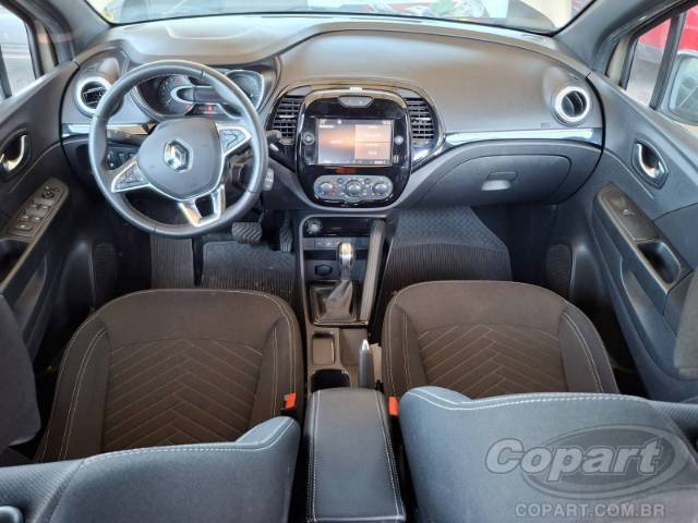 2022 RENAULT CAPTUR 