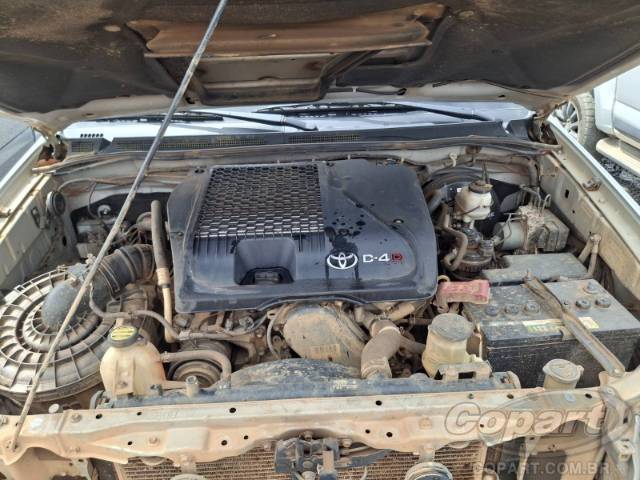 2015 TOYOTA HILUX CD 