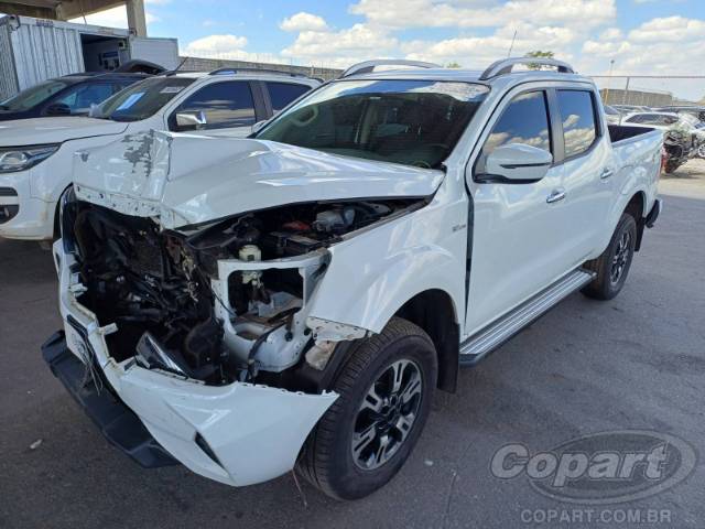 2025 NISSAN FRONTIER CD 