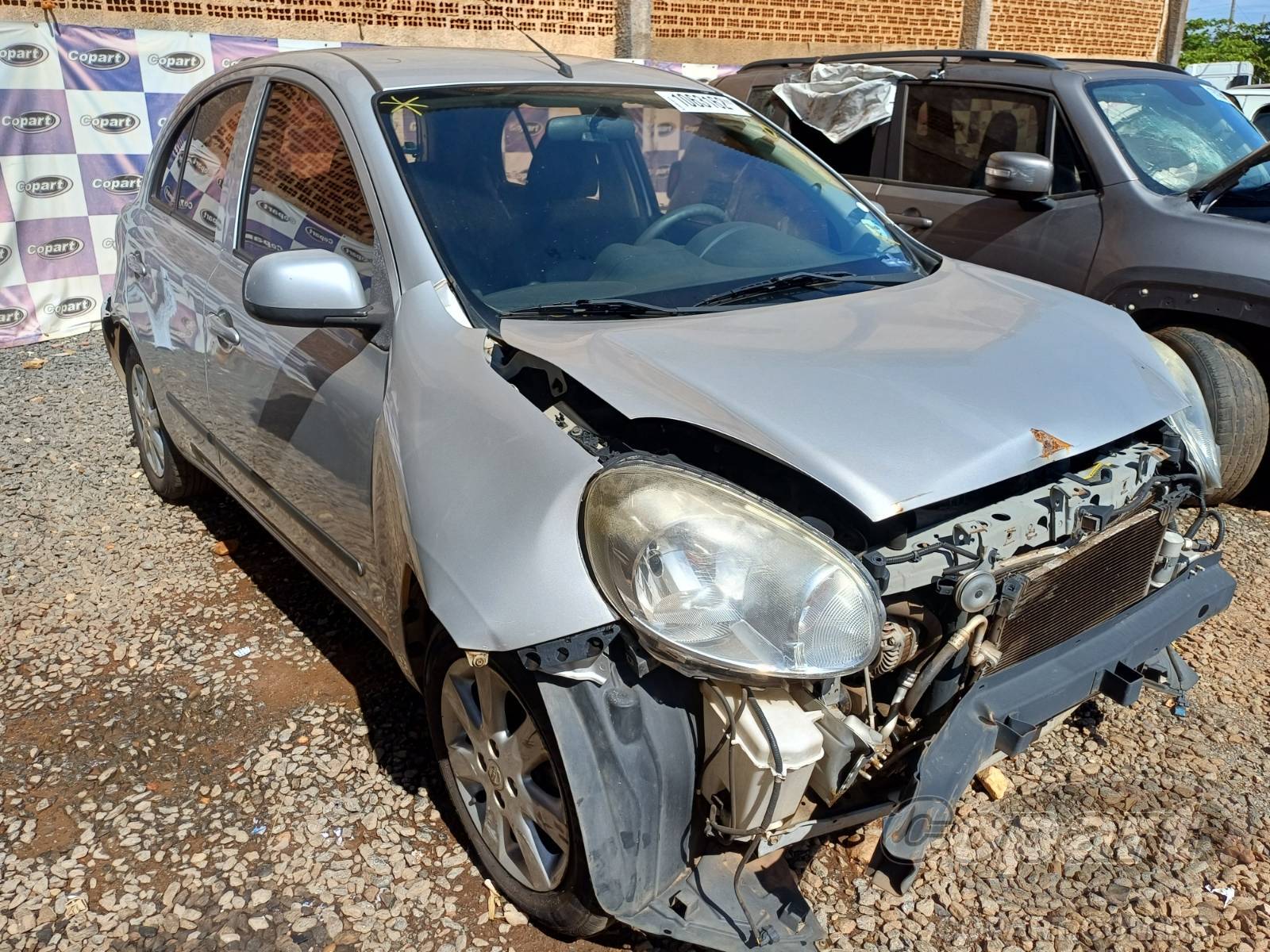 Veículo Nissan March Nissan March 1.6 16V 2013 Flex 2013 em leilão