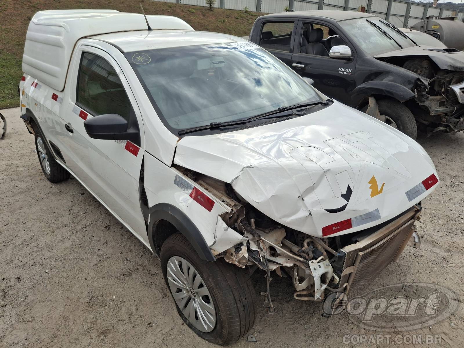 VOLKSWAGEN SAVEIRO Robust 1.6 16V MSI 2023