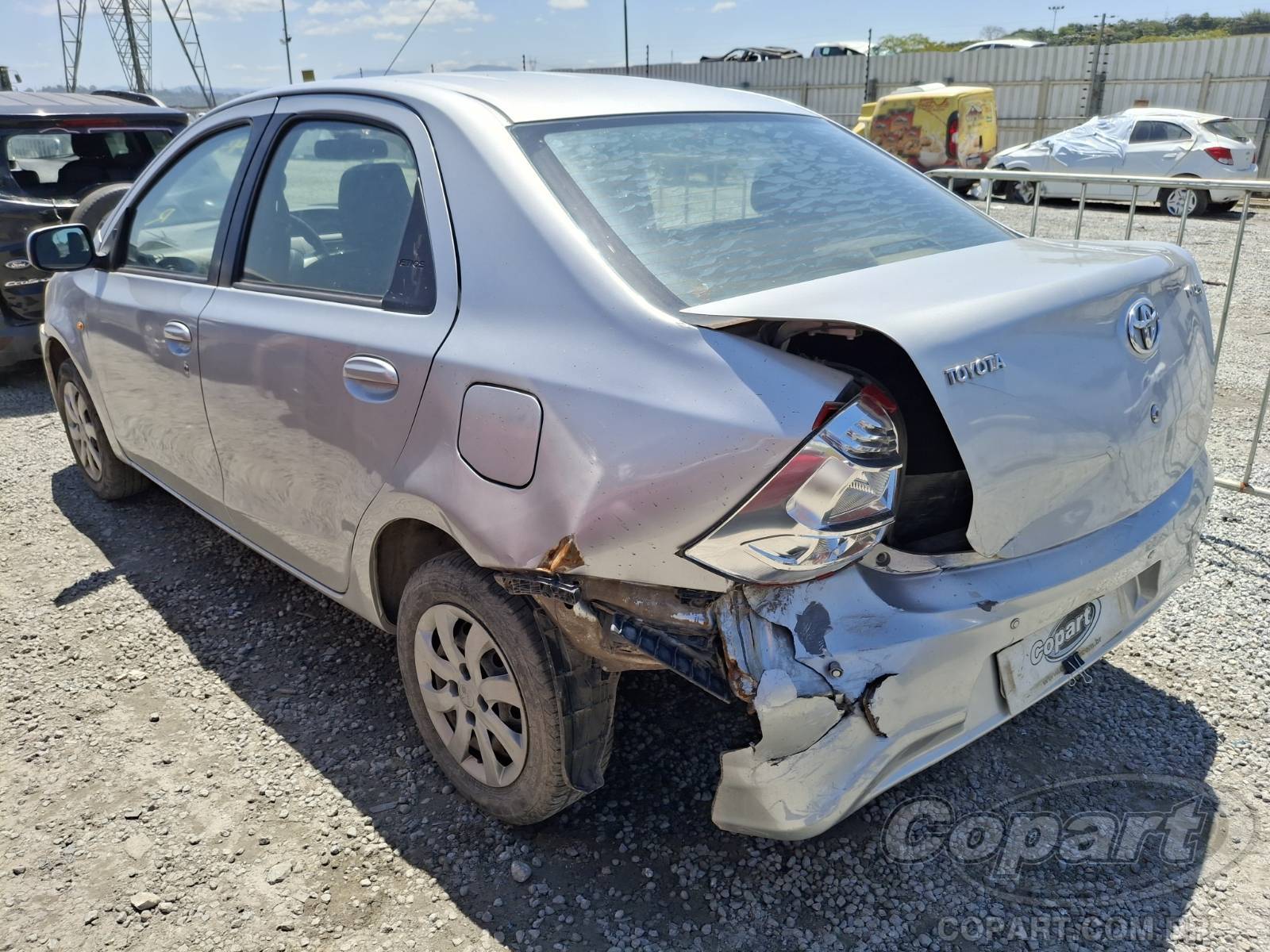 Foto 3: 2013 TOYOTA ETIOS SEDA