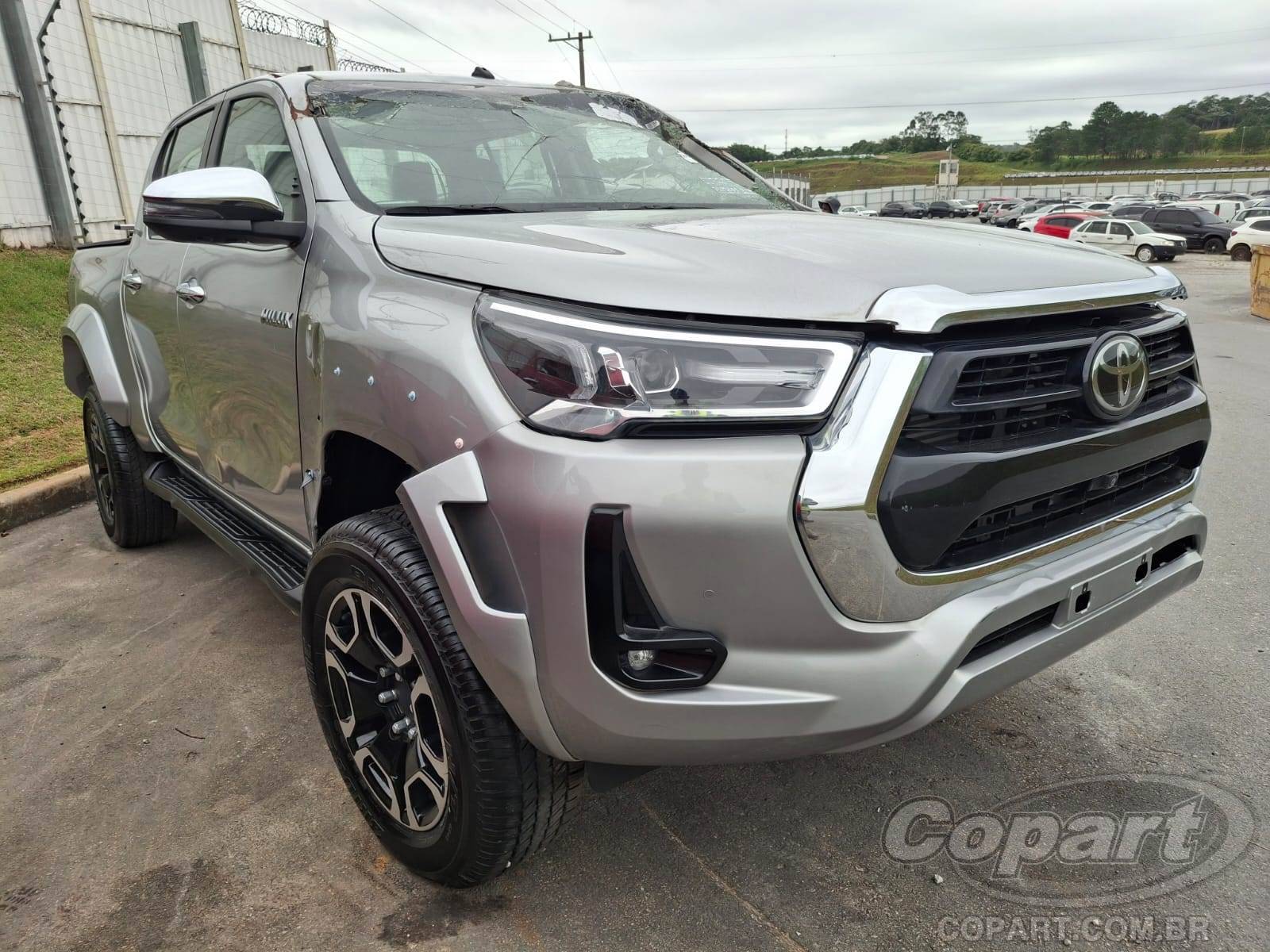 2024 TOYOTA HILUX CD