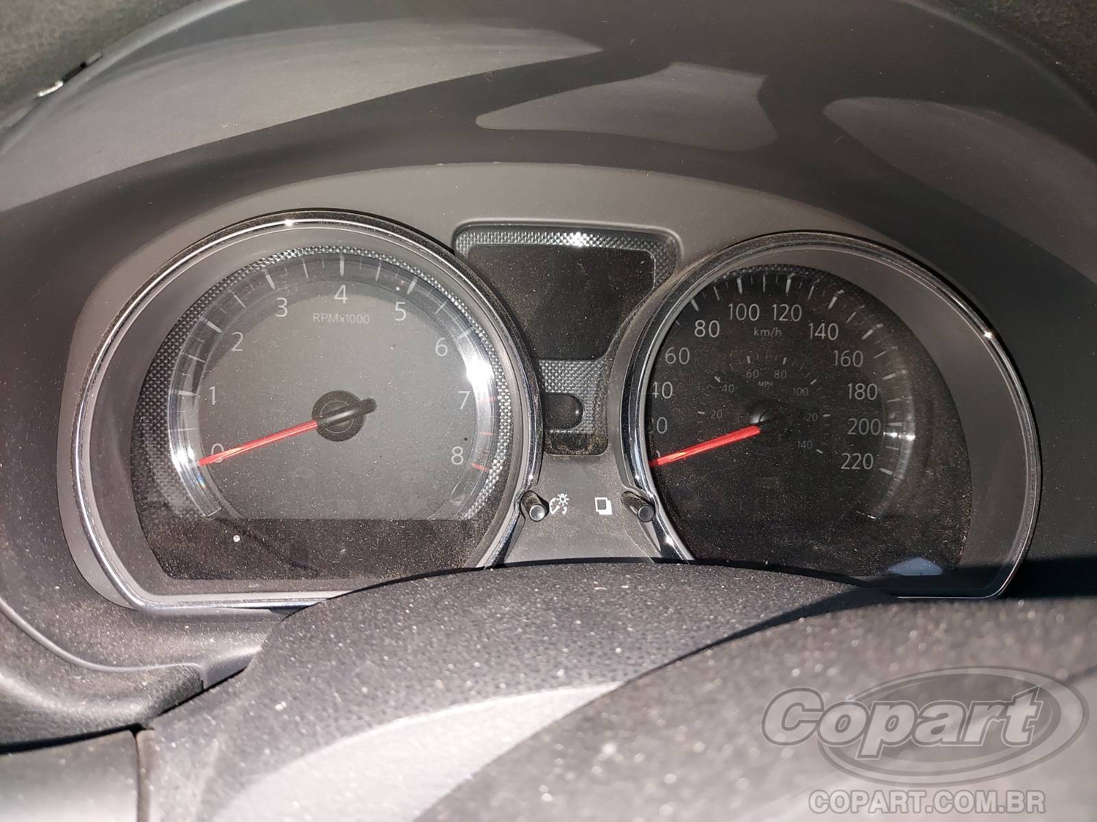 Foto 8 de 10: 2019 NISSAN VERSA