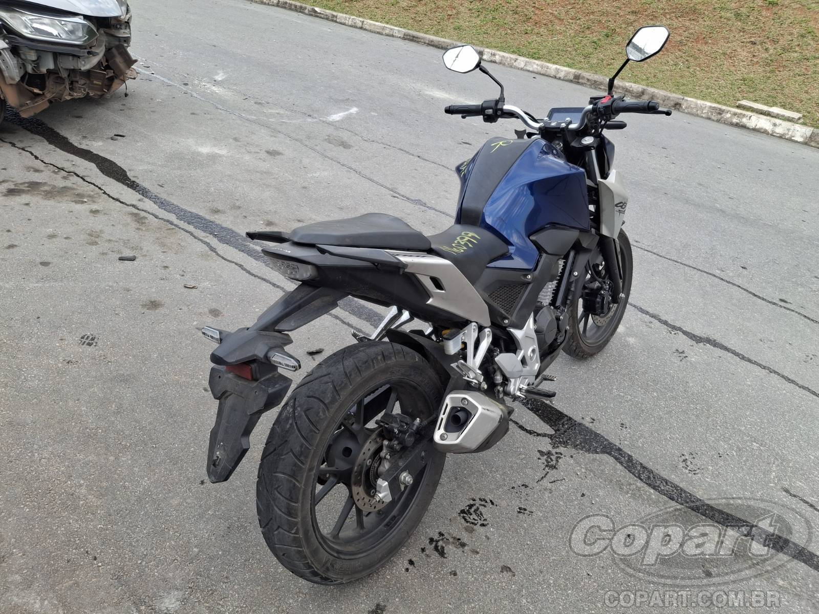 2026 HONDA CB 300F — foto 4 de 10