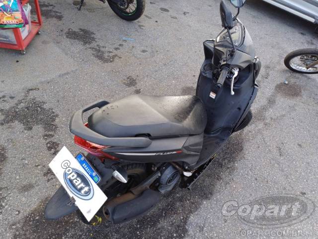 2025 YAMAHA FLUO 