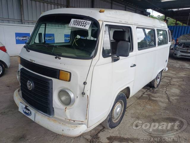 2009 VOLKSWAGEN KOMBI 