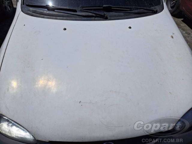 1996 CHEVROLET CORSA 