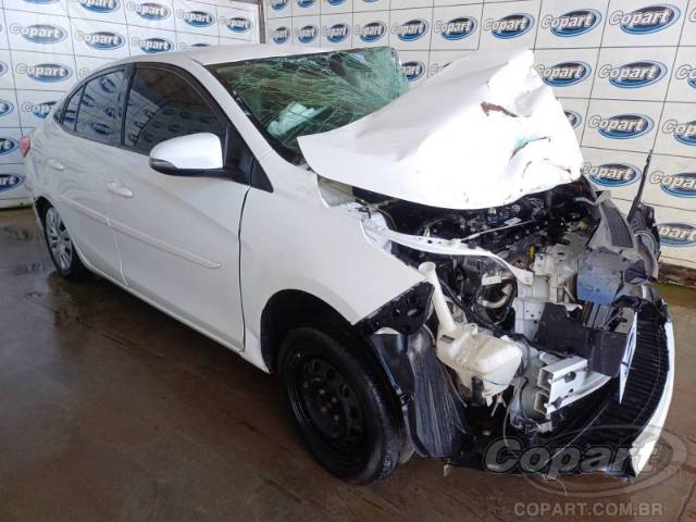 2024 TOYOTA YARIS SEDA 