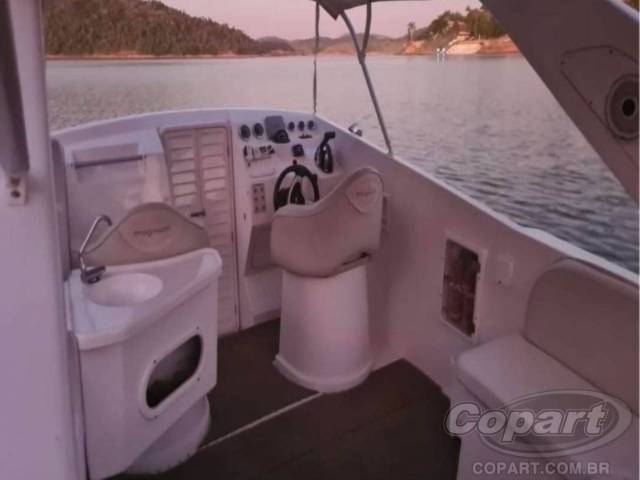 2014 Magnun LANCHA MOTORBOAT ESSENCE 29 PES 