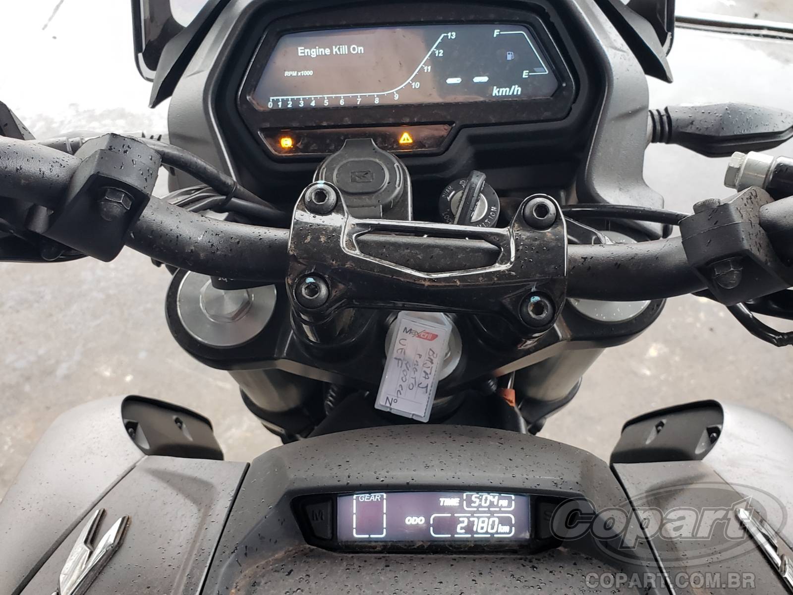 Foto 8 de 10: 2025 BAJAJ DOMINAR