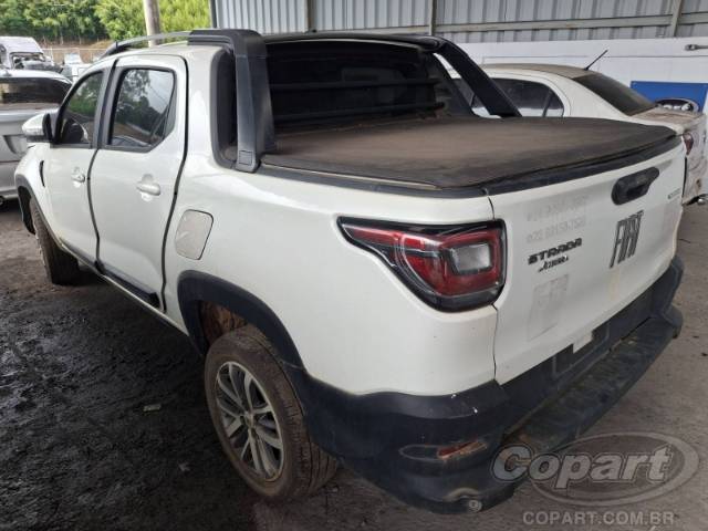2022 FIAT STRADA CD 