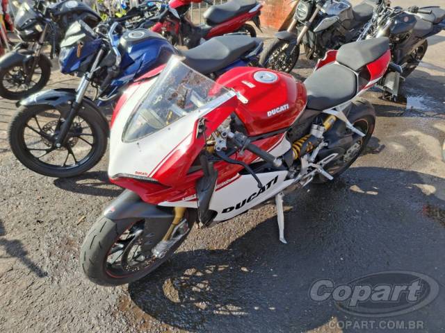 2017 DUCATI SUPERBIKE 