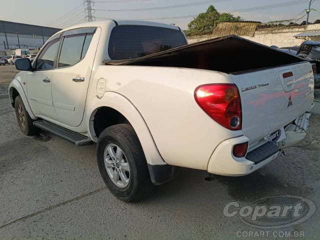 2013 MITSUBISHI L200 TRITON 
