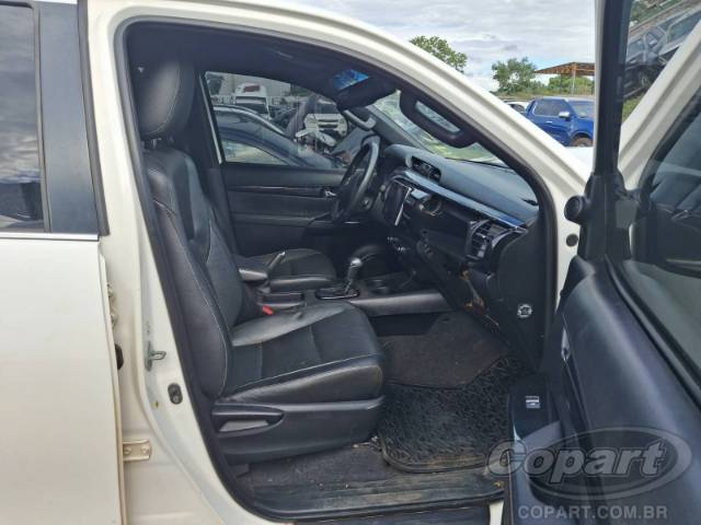 2019 TOYOTA HILUX CD 