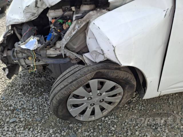 2015 HYUNDAI HB20 