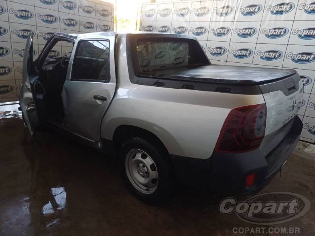 2019 RENAULT DUSTER OROCH 