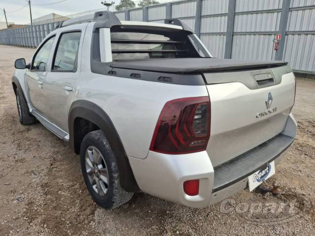 2016 RENAULT DUSTER OROCH 