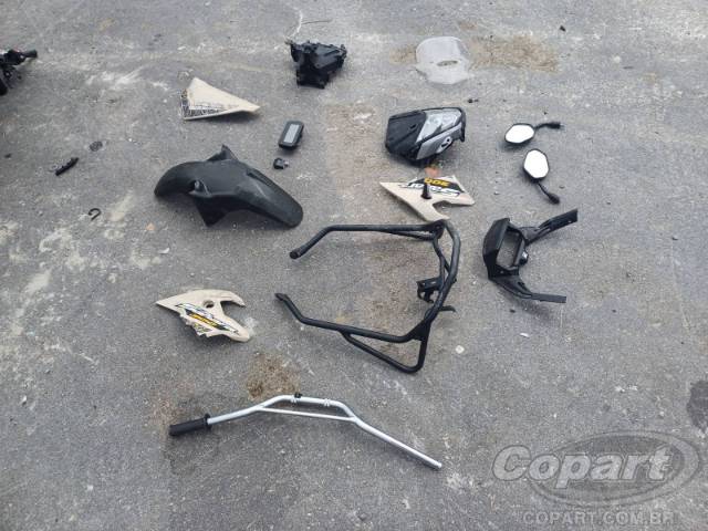 2025 HONDA XRE SAHARA 300 