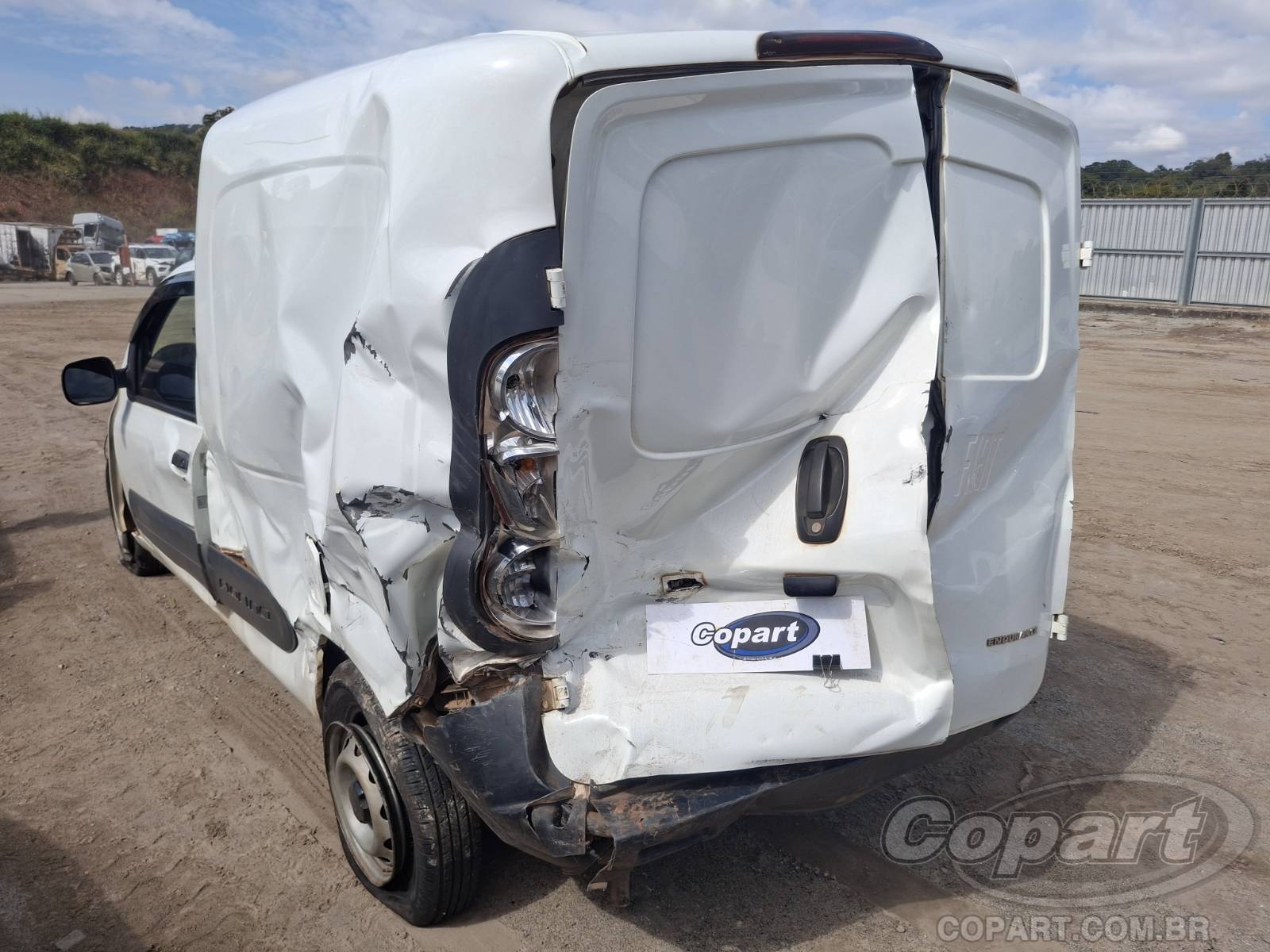2021 FIAT FIORINO FURGAO — foto 3 de 10