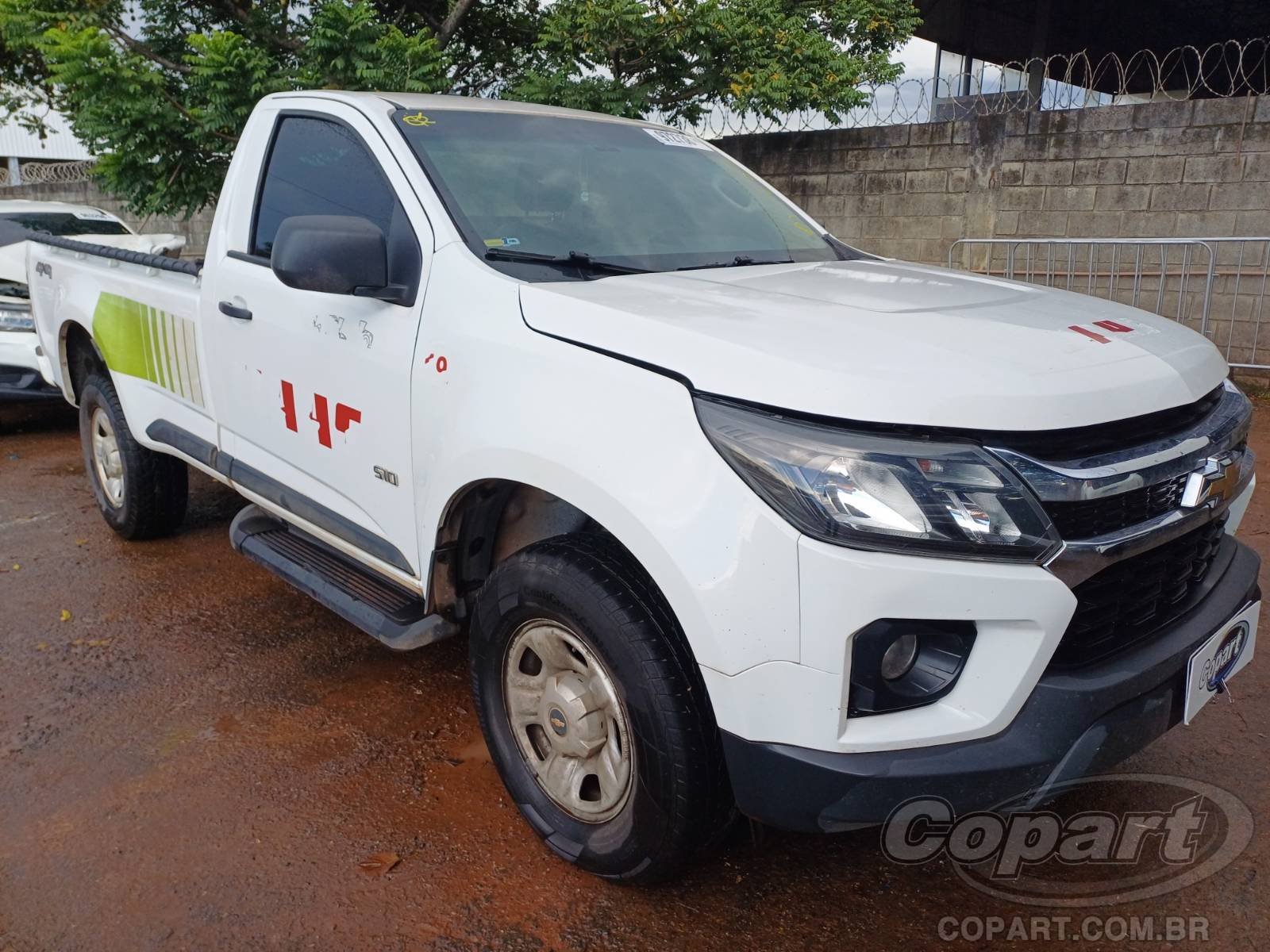 Chevrolet S10 LS 2.8 CTDI 2023 Médio Dano Traseiro