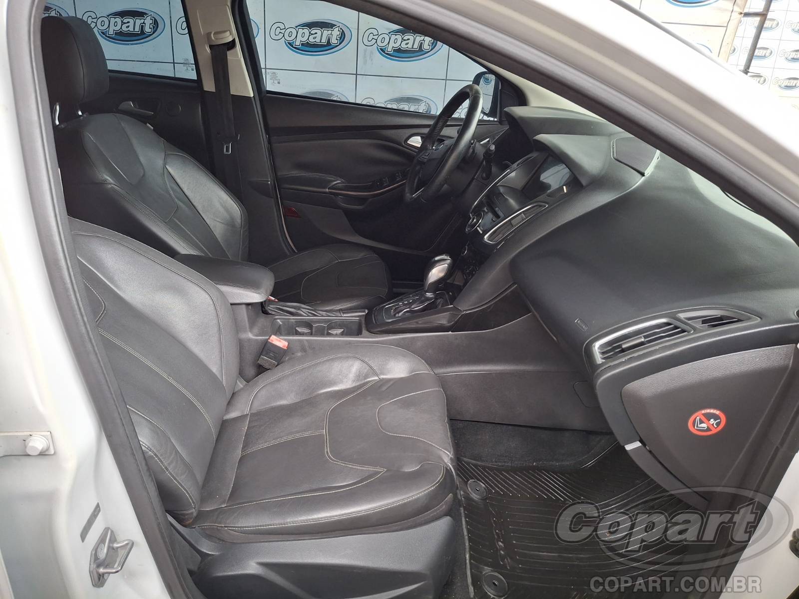 2017 FORD FOCUS FASTBACK — foto 5 de 10