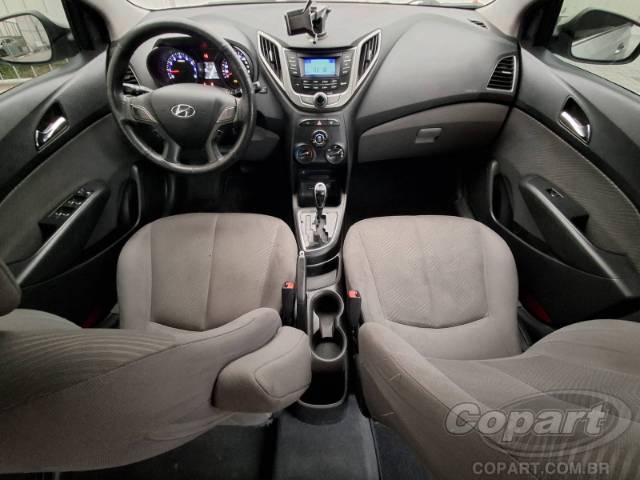 2015 HYUNDAI HB20S 