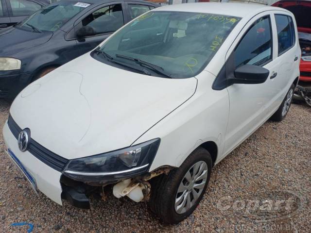 2015 VOLKSWAGEN FOX 